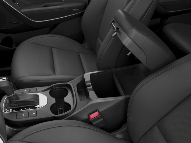 2017 Hyundai Santa Fe XL SE