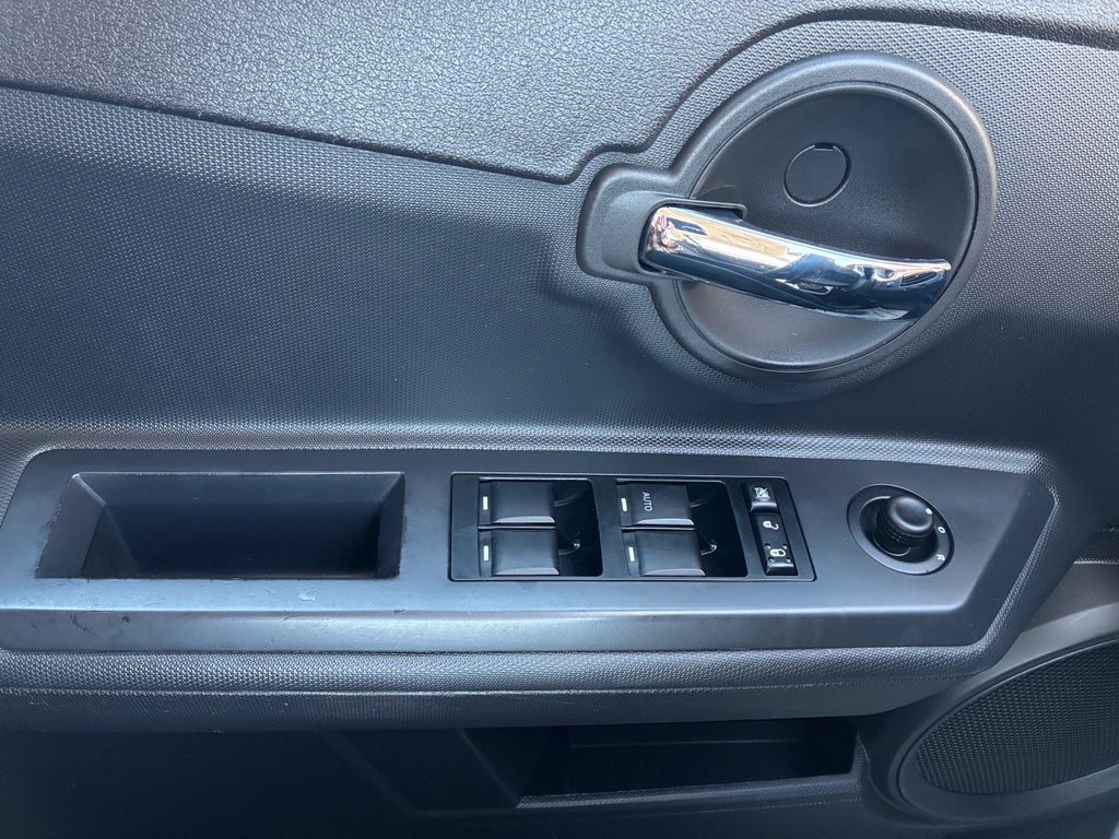 2010 Dodge Avenger SXT