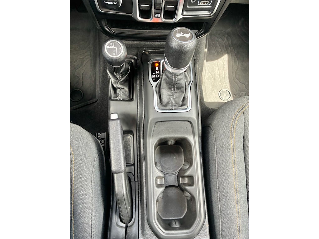 2025 Jeep Wrangler 4-Door Summit 4x4