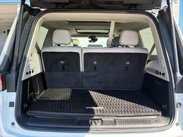 2022 Jeep Wagoneer Series III 4x4