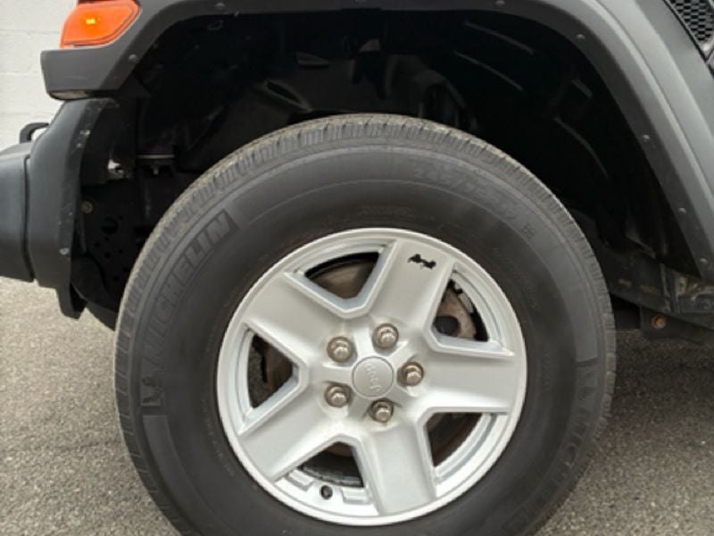 2020 Jeep Gladiator Sport S 4X4