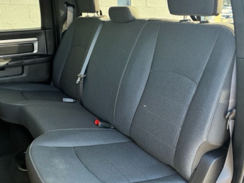 2024 RAM 1500 Classic Warlock Crew Cab 4x4 5'7' Box