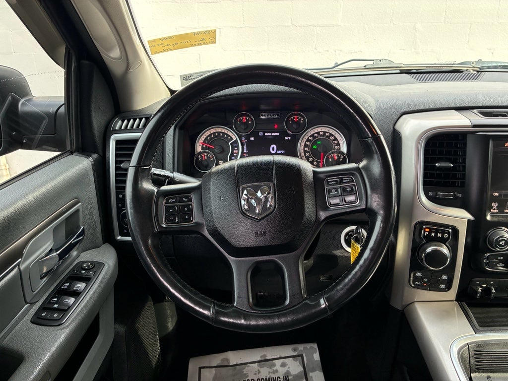 2017 RAM 1500 Big Horn Crew Cab 4x4 5'7' Box