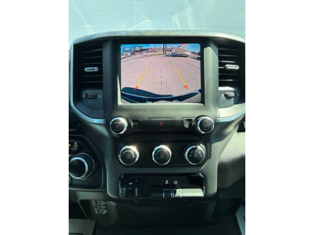 2022 RAM 1500 Big Horn Crew Cab 4x4 5'7' Box