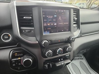 2022 RAM 1500 Big Horn Crew Cab 4x4 5'7' Box