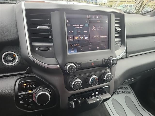 2022 RAM 1500 Big Horn Crew Cab 4x4 5'7' Box