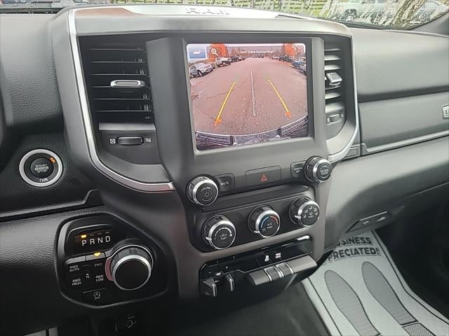 2022 RAM 1500 Big Horn Crew Cab 4x4 5'7' Box