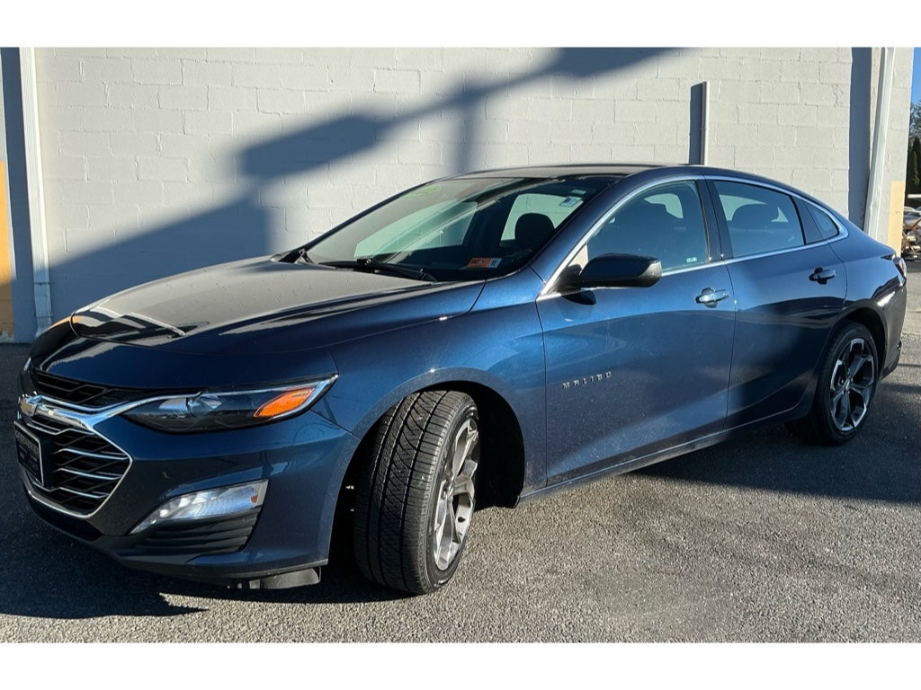2022 Chevrolet Malibu FWD LT