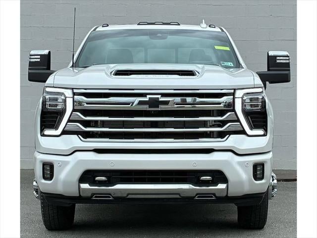 2025 Chevrolet Silverado 3500HD 4WD Crew Cab Long Bed High Country