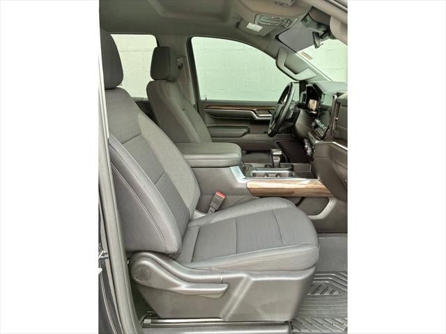 2024 Chevrolet Silverado 1500 4WD Crew Cab Short Bed RST