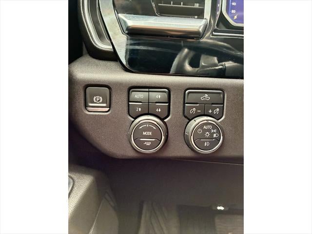 2024 Chevrolet Silverado 1500 4WD Crew Cab Short Bed RST