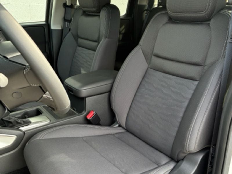 2024 Nissan Frontier Crew Cab SV 4x4