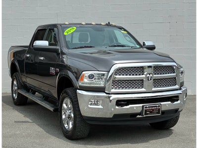 2018 RAM 2500 Laramie Crew Cab 4x4 6'4' Box