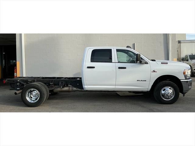2022 RAM 3500 Chassis Tradesman/SLT/Laramie/Limited