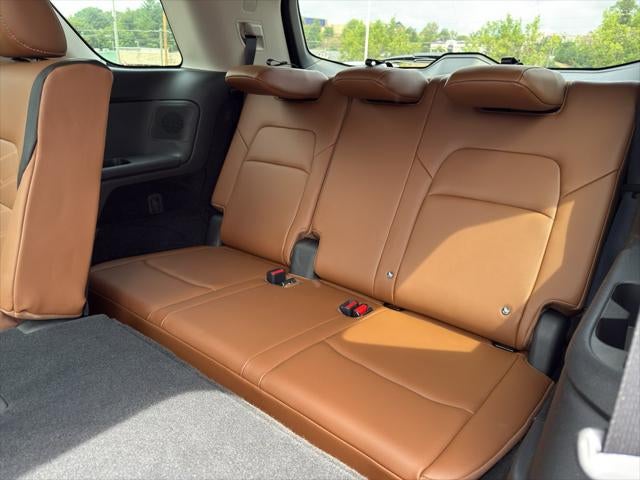 2023 Nissan Pathfinder Platinum 4WD