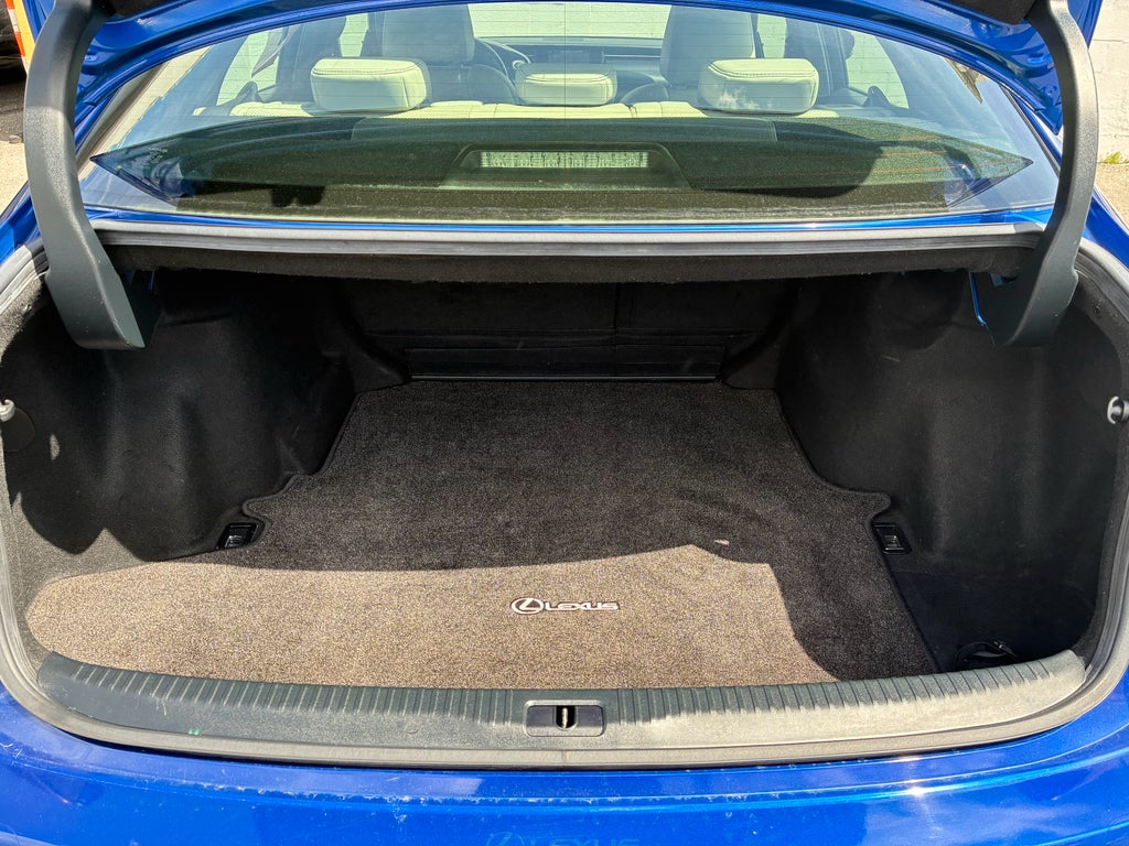 2016 Lexus IS 300 Base