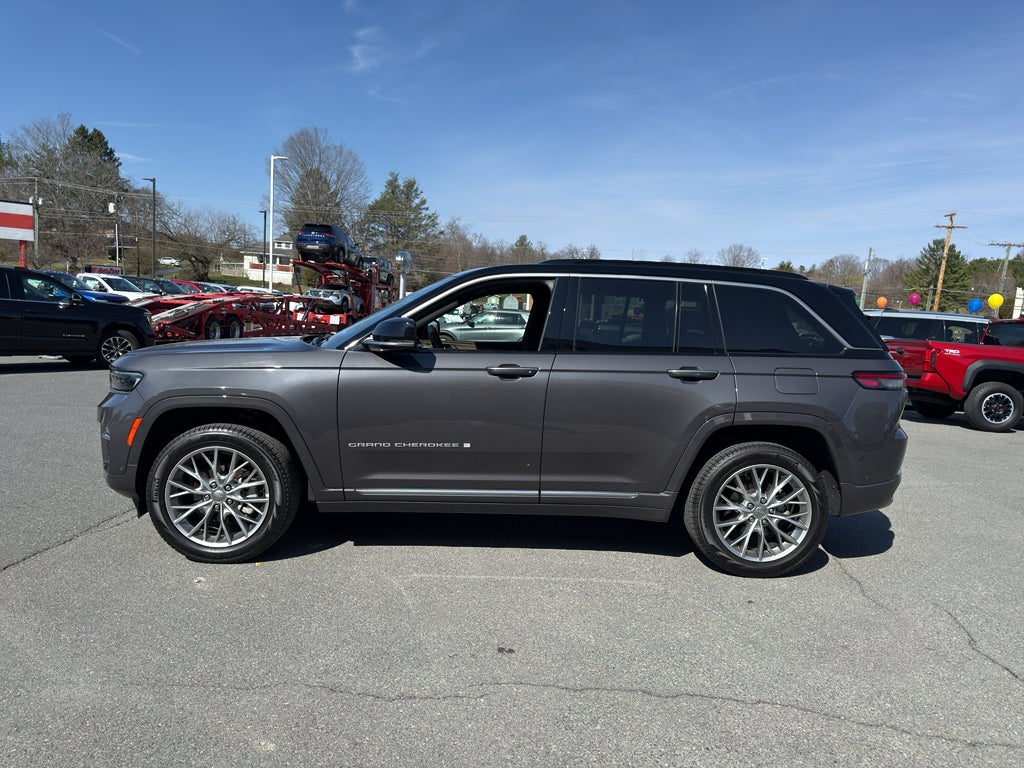 2025 Jeep Grand Cherokee Summit