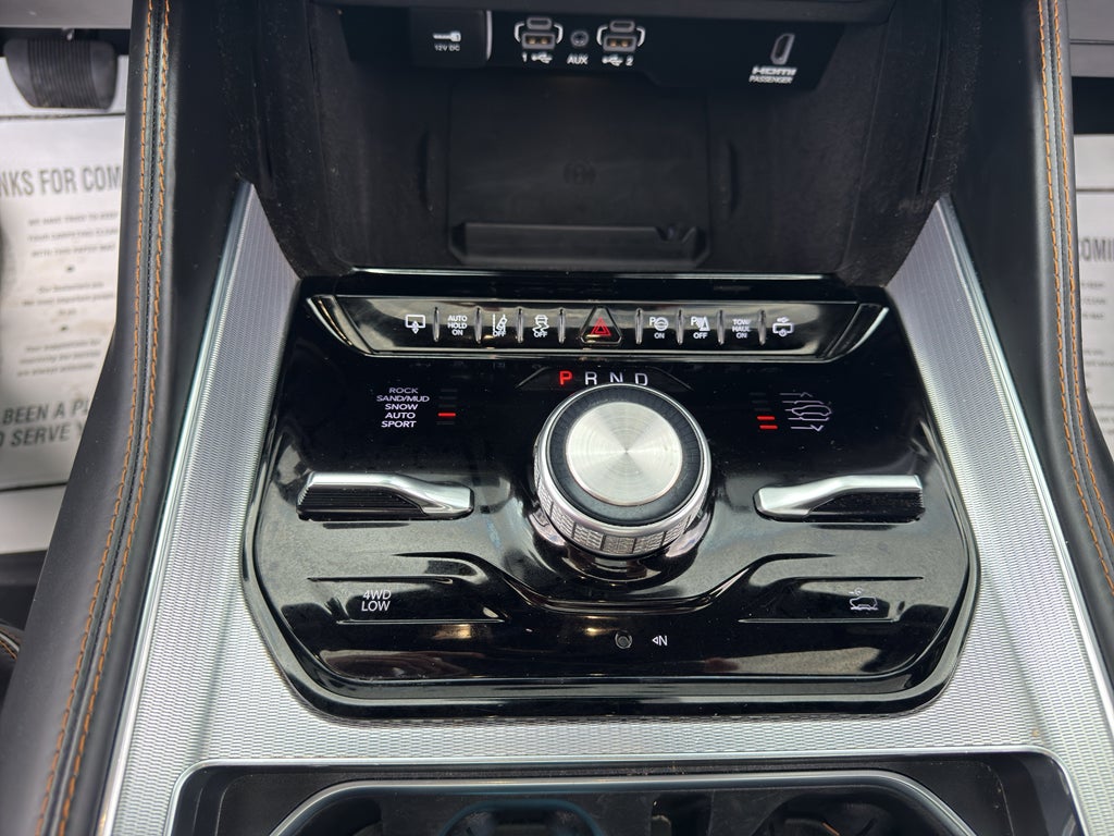 2022 Jeep Grand Wagoneer Series III