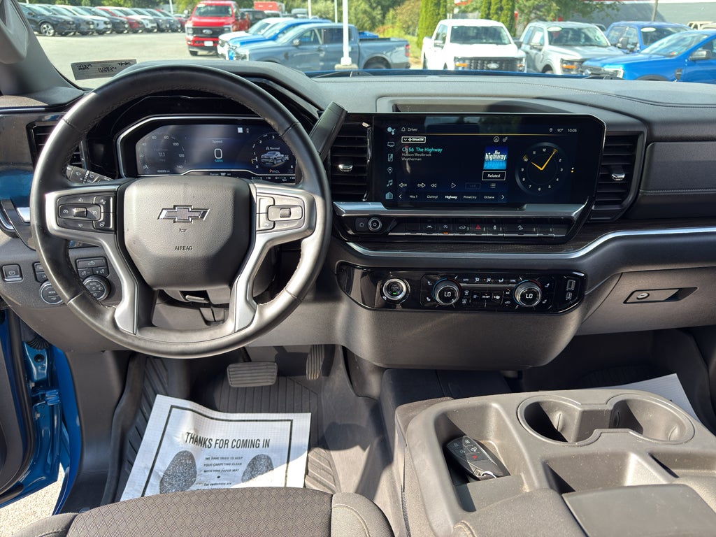 2023 Chevrolet Silverado RST