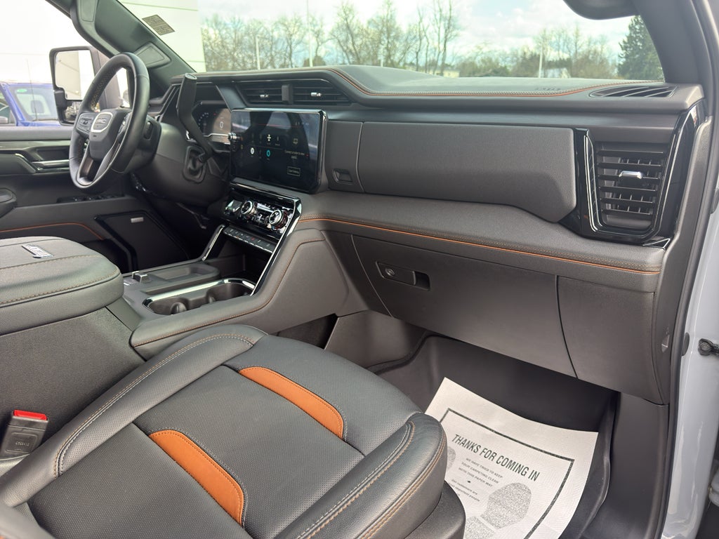 2025 GMC Sierra AT4