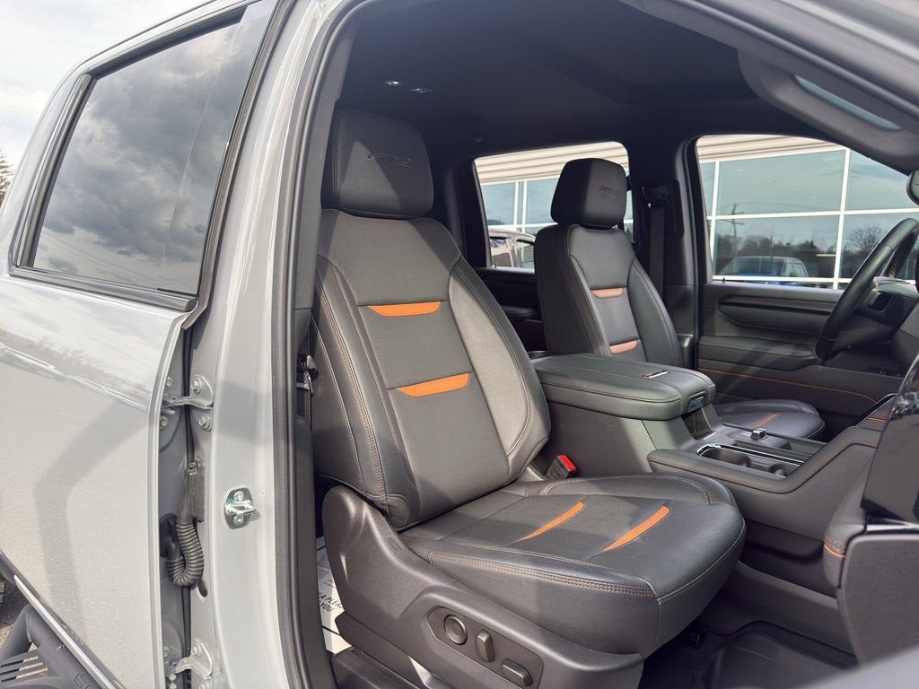 2025 GMC Sierra AT4