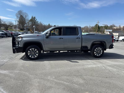 2025 Chevrolet Silverado Custom