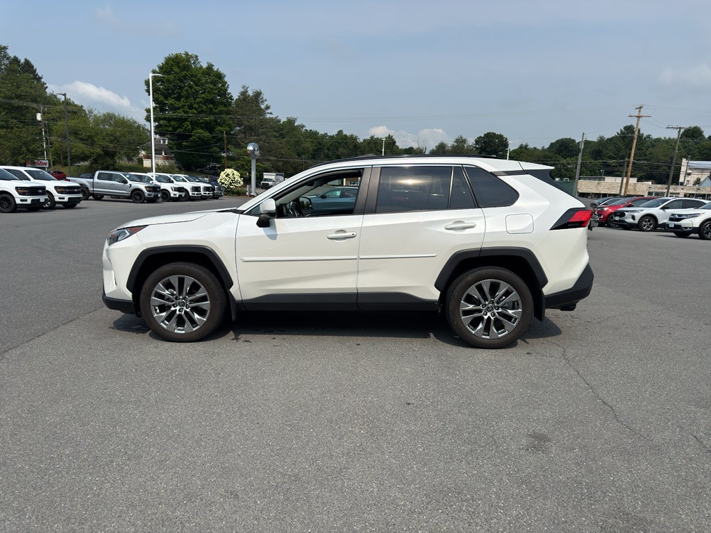 2021 Toyota RAV4 XLE Premium