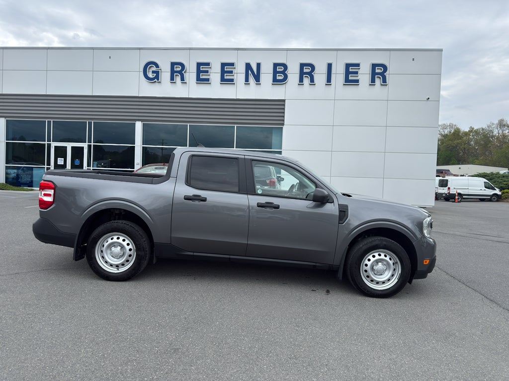 2023 Ford Maverick XL