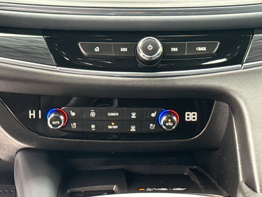 2024 Buick Enclave Premium