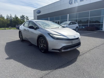 2025 Toyota Prius XLE