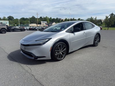 2025 Toyota Prius XLE
