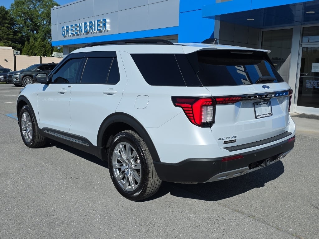 2025 Ford Explorer Active