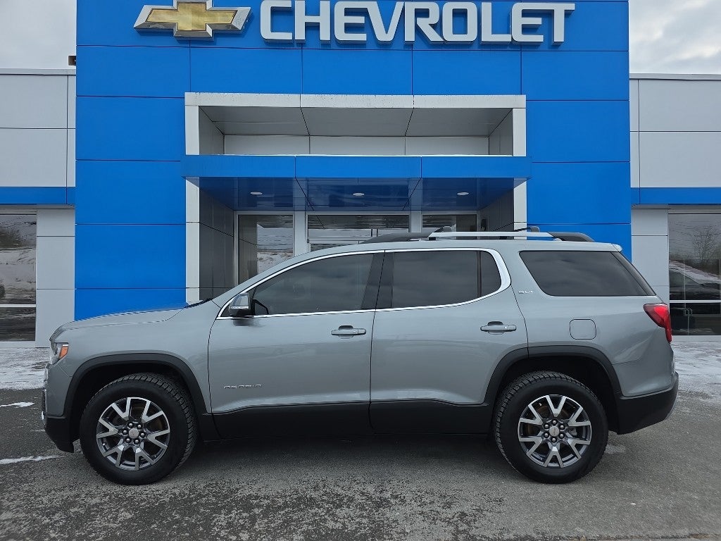 2023 GMC Acadia SLT