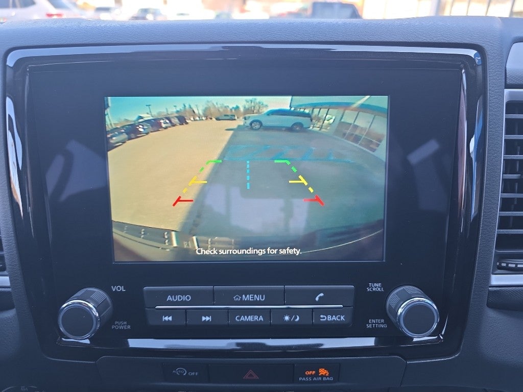 2024 Nissan Frontier SV