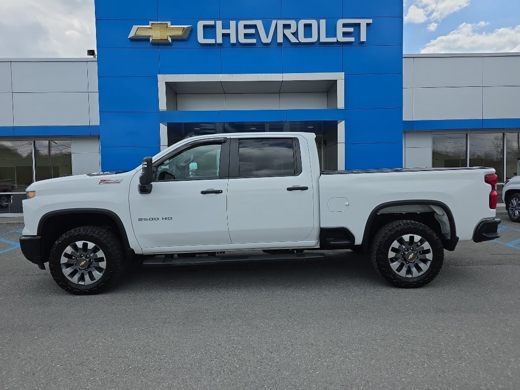 2024 Chevrolet Silverado 2500 HD Custom