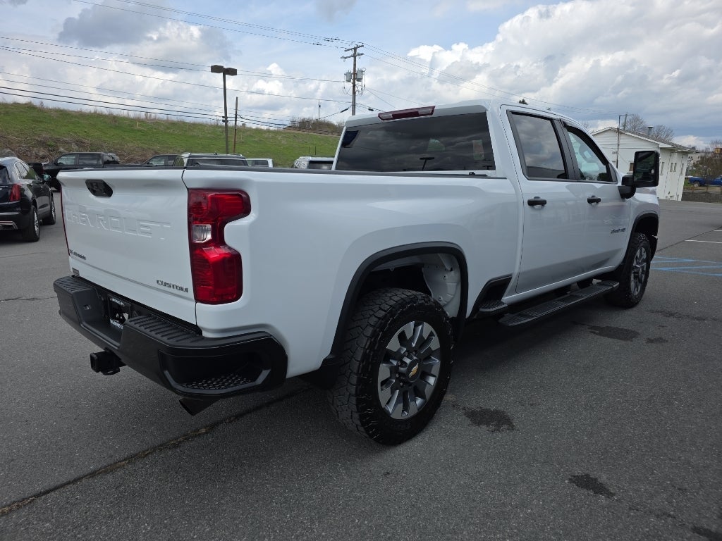 2024 Chevrolet Silverado 2500 HD Custom