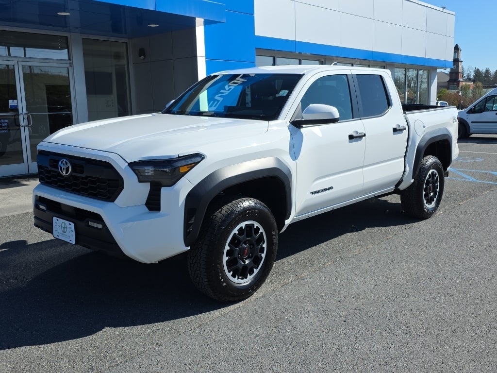 2024 Toyota Tacoma 4WD SR5