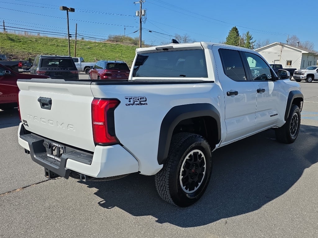 2024 Toyota Tacoma 4WD SR5