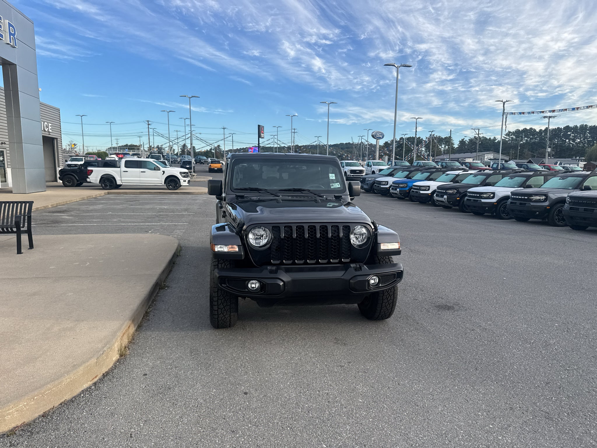 2023 Jeep Gladiator Willys