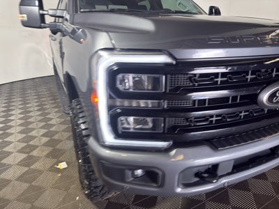 2024 Ford F-350 LARIAT