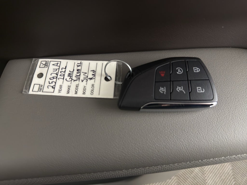 2022 GMC Yukon XL SLT