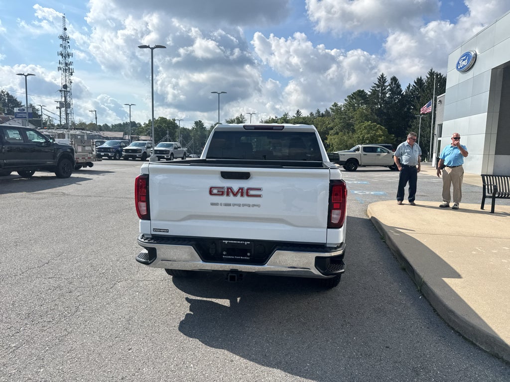 2024 GMC Sierra Pro