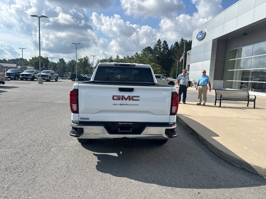 2024 GMC Sierra Pro