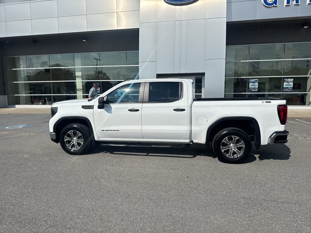 2024 GMC Sierra Pro