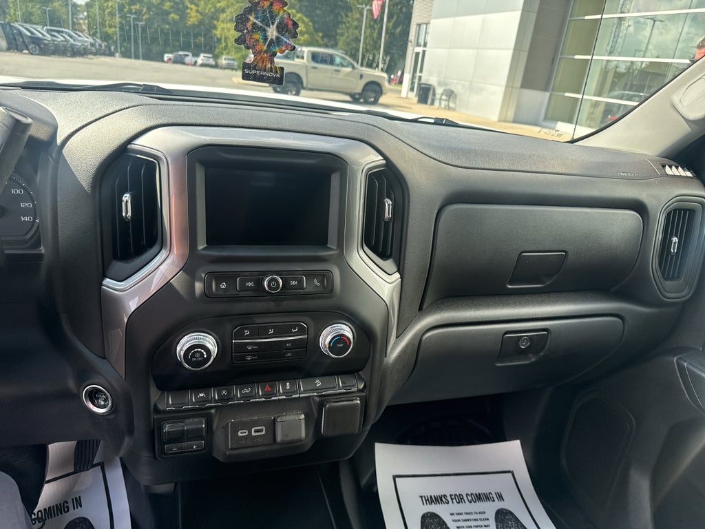 2024 GMC Sierra Pro