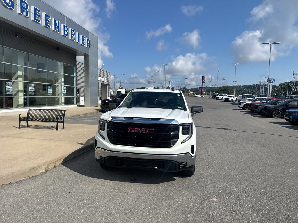 2024 GMC Sierra Pro
