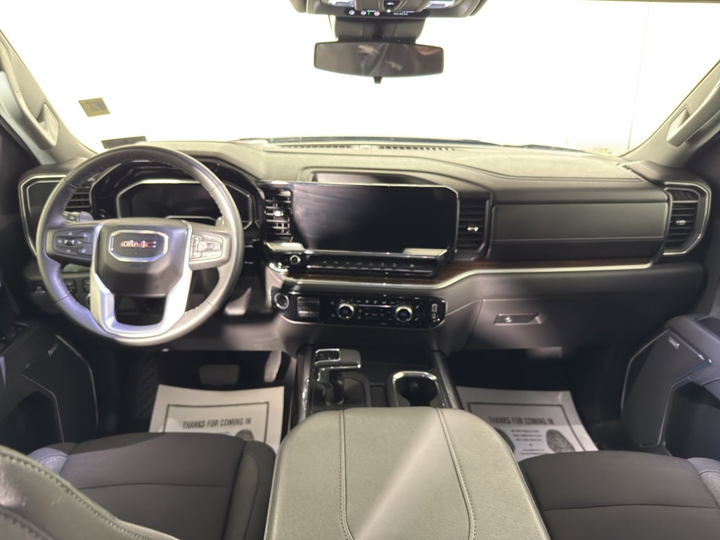 2025 GMC Sierra Elevation