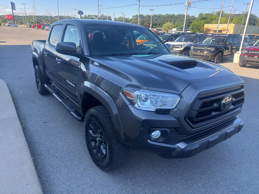 2022 Toyota Tacoma SR5