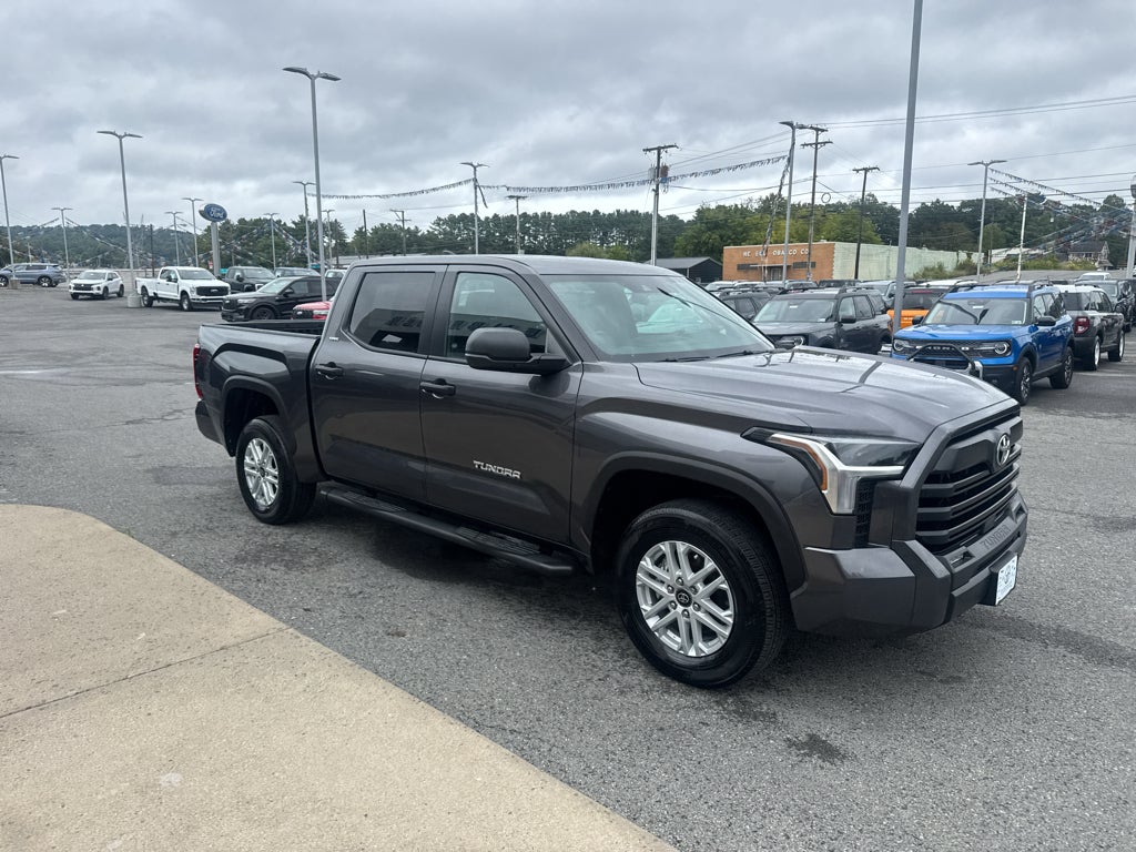 2025 Toyota Tundra SR5