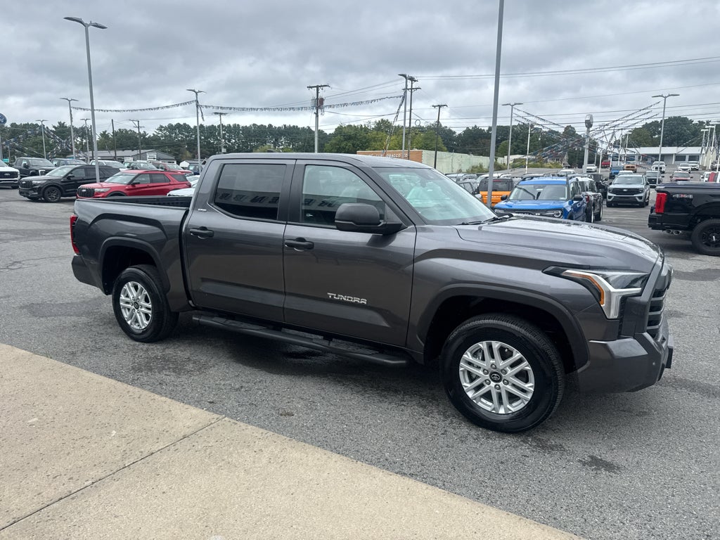 2025 Toyota Tundra SR5